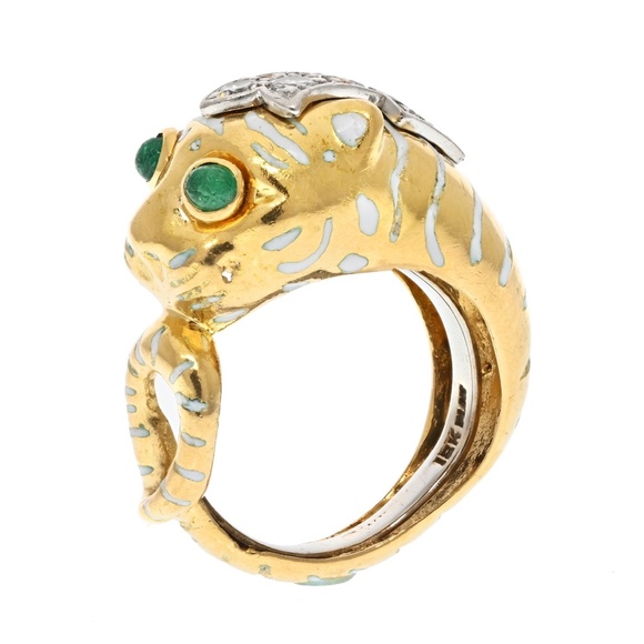 David Webb 18K Yellow Gold Mini Leopard White Enamel Green Eyes Ring - Picture 4 of 4